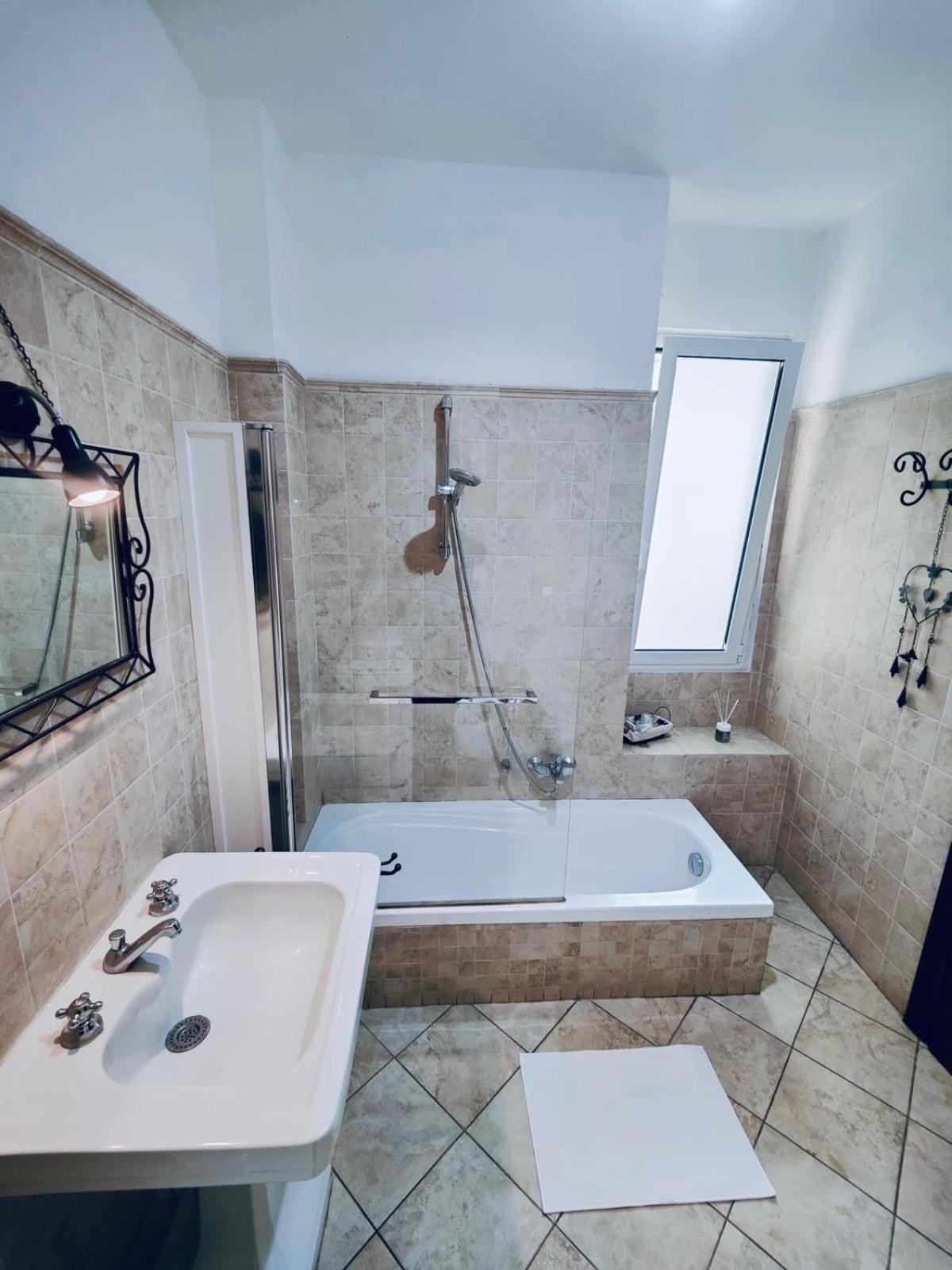 Liberta Break House Apartment